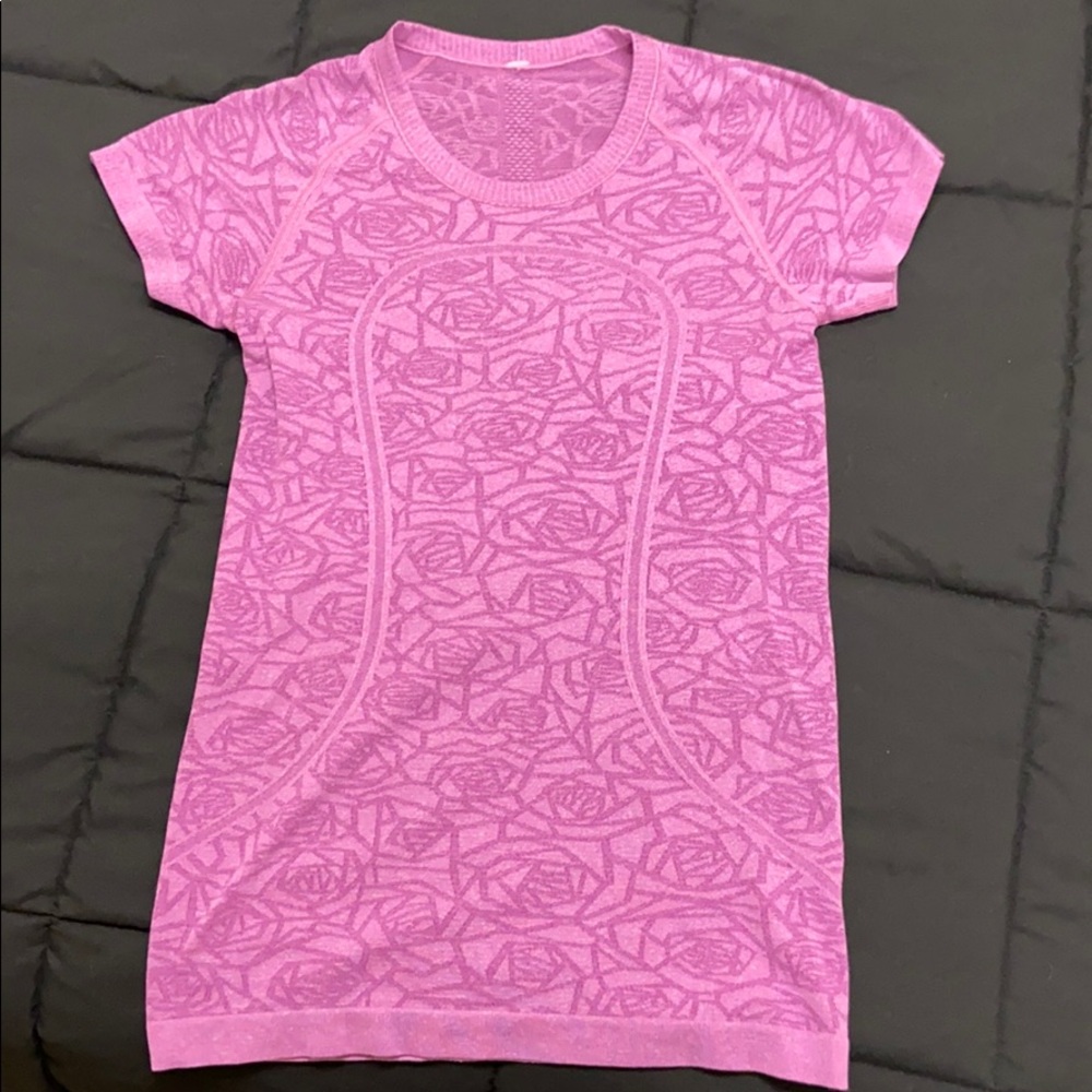 Lululemon swiftly tee